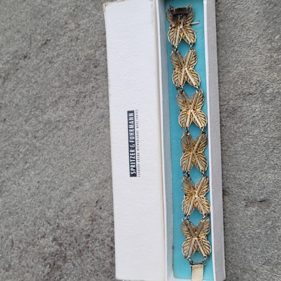 MCM Filigree linked floral rosette bracelet Spritzer & Fuhrmann - Picture 8 of 16